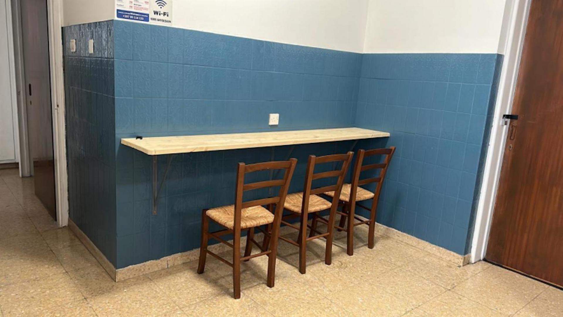 Unique City Hostel 100 Meters From Beach لارنكا المظهر الخارجي الصورة
